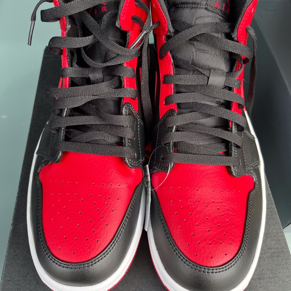 Air Jordan 1